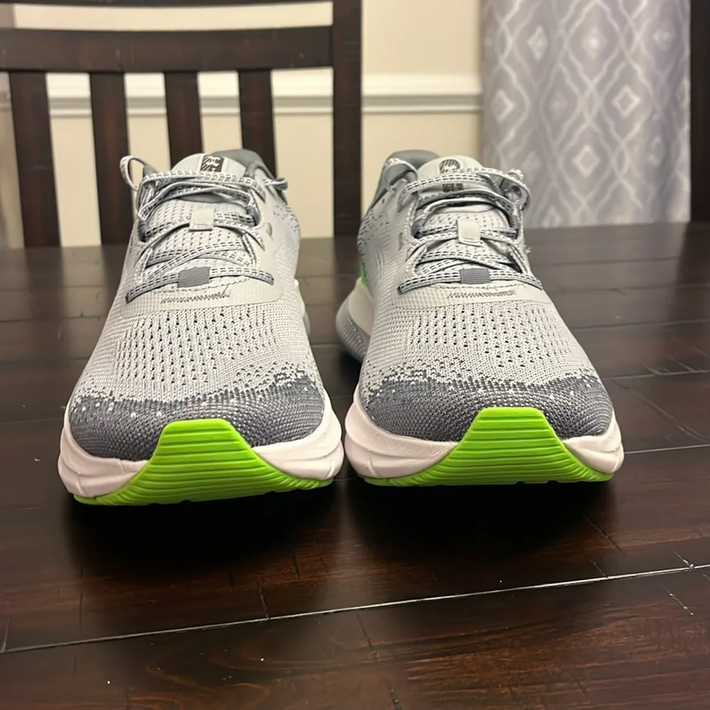 Under Armour UA HOVR Turbulence 2 Shoes Sneakers new gray green Mens Size 11.5